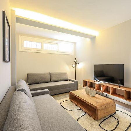 Apartamentos Reformados En Arturo Soria Madrid Exterior foto